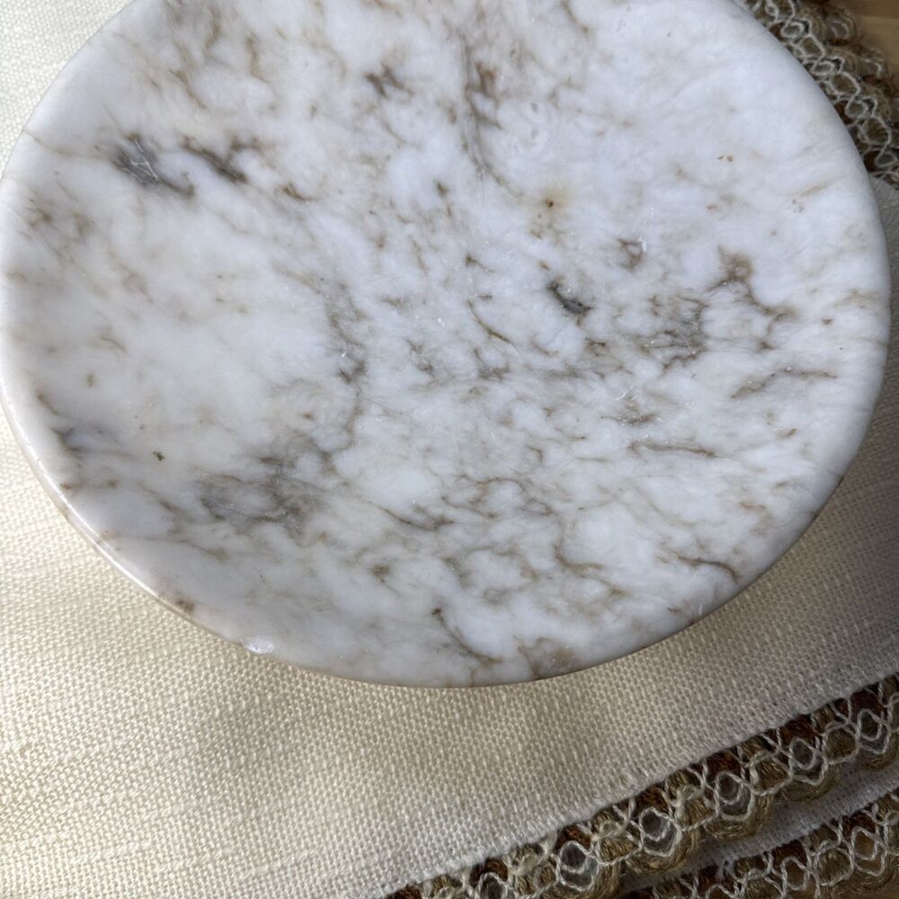 Vintage Italian Marble Pedestal Fruit Bowl Centerpiece 9.5”X 2.75” - Picture 8 of 11